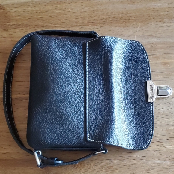 Lether bag brand Roots - Picture 6 of 6